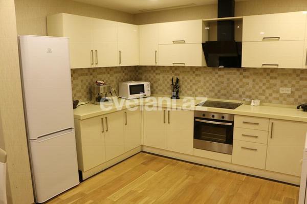 Rent, new building, 3 room, 140 m², Nasimi r.