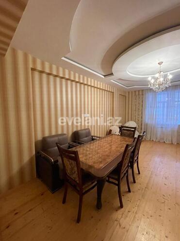 Satılır, yeni tikili, 3 otaqlı, 120 m², İnşaatçılar m.