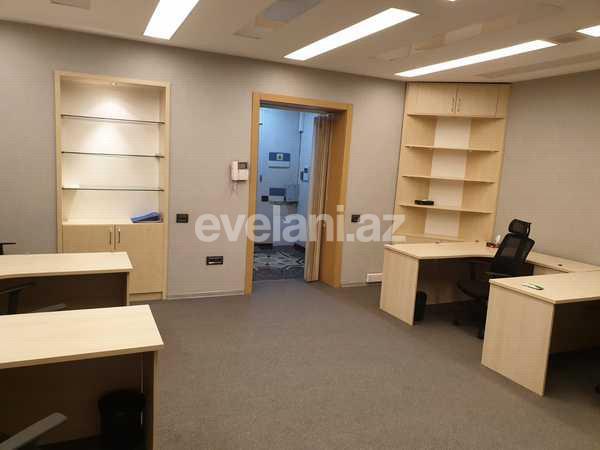 Kirayə verilir, ofis, 5 otaqlı, 160 m², İçəri Şəhər m.