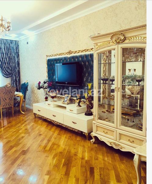 Satılır, yeni tikili, 3 otaqlı, 120 m², İnşaatçılar m.