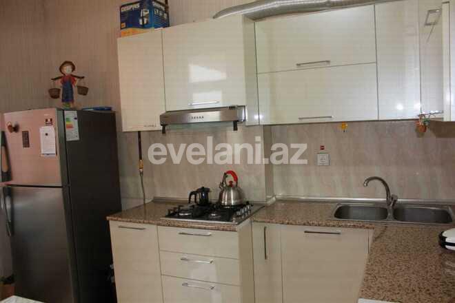 Satılır, yeni tikili, 3 otaqlı, 87 m², İnşaatçılar m.