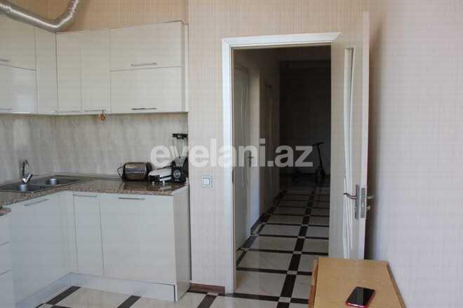 Satılır, yeni tikili, 3 otaqlı, 87 m², İnşaatçılar m.