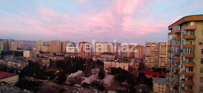 Satılır, yeni tikili, 3 otaqlı, 87 m², İnşaatçılar m.