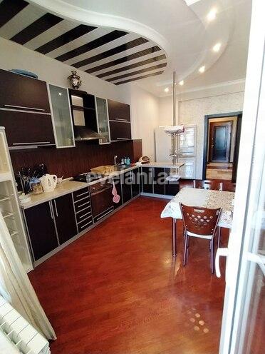 Sale, new building, 4 room, 195 m², Azadlig prospekti m.