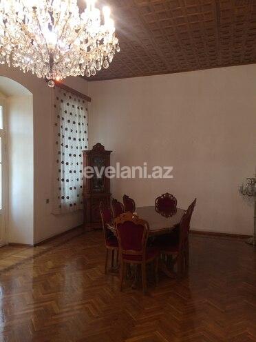 Продаётся, вторичка, 5-комнаты, 225 m², Ичери Шехер m.