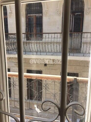 Продаётся, вторичка, 5-комнаты, 225 m², Ичери Шехер m.