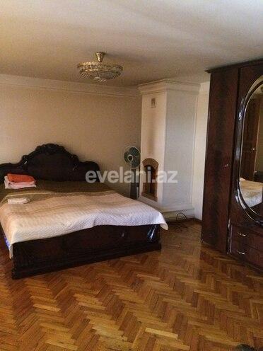 Продаётся, вторичка, 5-комнаты, 225 m², Ичери Шехер m.