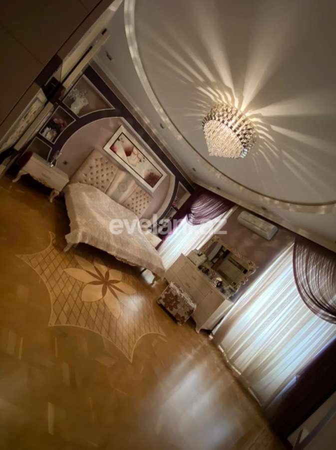 Продаётся, вторичка, 5-комнаты, 140 m², Сахил m.