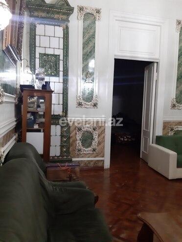 Satılır, köhnə tikili, 4 otaqlı, 120 m², İçəri Şəhər m.