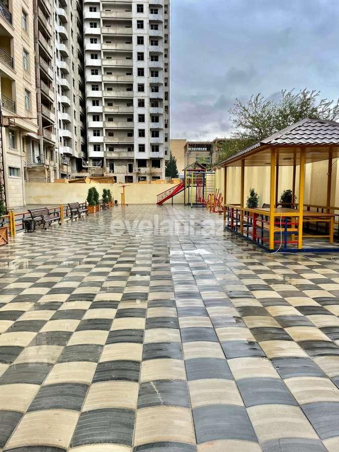 Продаётся, новостройка, 3-комнаты, 206 m², Гянджлик m.