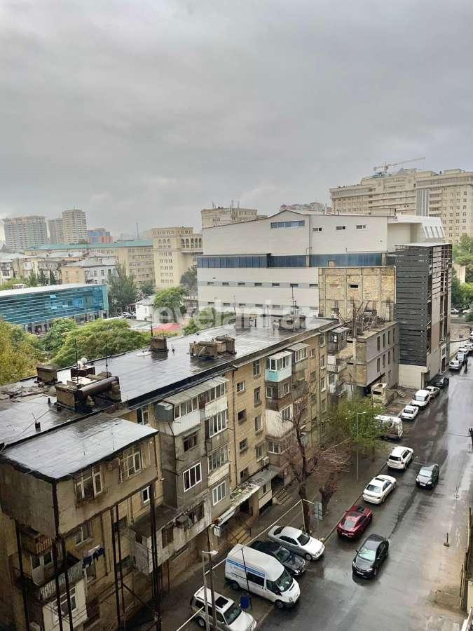 Продаётся, новостройка, 3-комнаты, 206 m², Гянджлик m.
