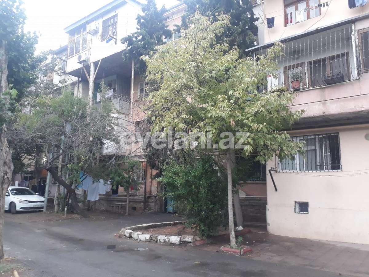 Sale, old building, 2 room, 45 m², Elmlar Akademiyası m.