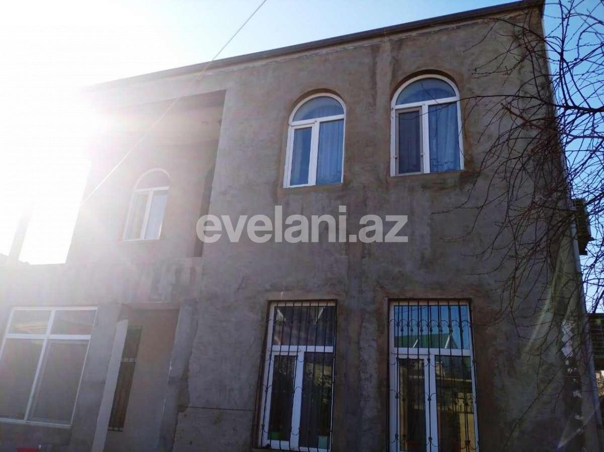 Satılır, həyət evi / bağ, 4 otaqlı, 200 m², Şah İsmayıl Xətai m.