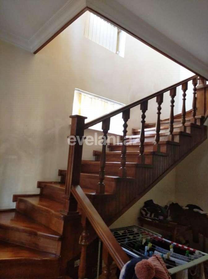 Satılır, həyət evi / bağ, 4 otaqlı, 200 m², Şah İsmayıl Xətai m.