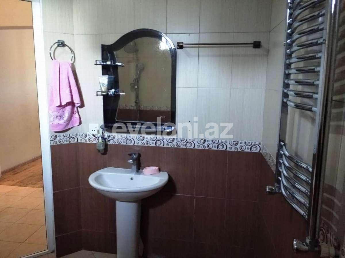 Satılır, həyət evi / bağ, 4 otaqlı, 200 m², Şah İsmayıl Xətai m.