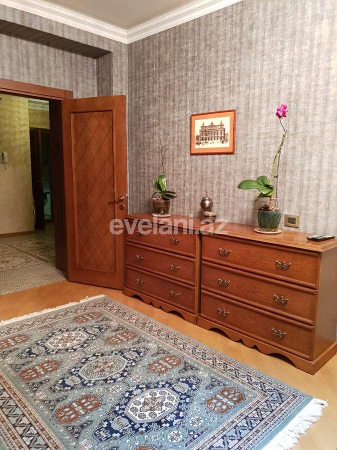 Satılır, yeni tikili, 4 otaqlı, 156 m², Şah İsmayıl Xətai m.