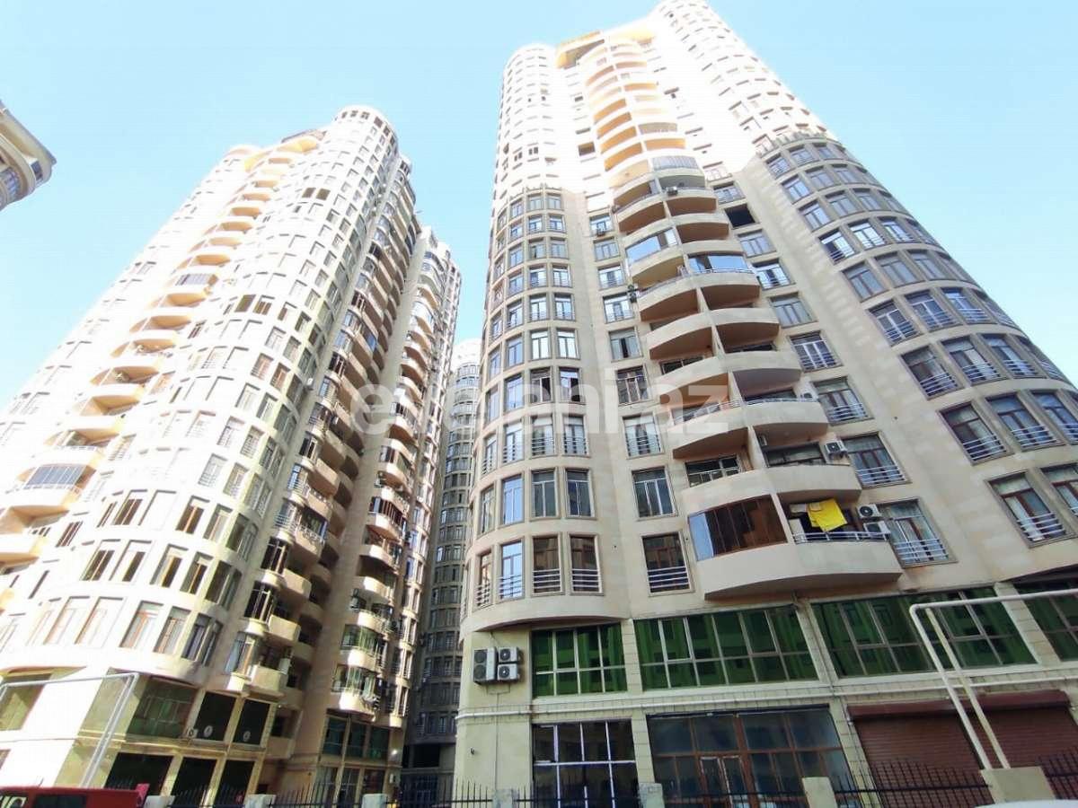 Satılır, yeni tikili, 4 otaqlı, 156 m², Şah İsmayıl Xətai m.