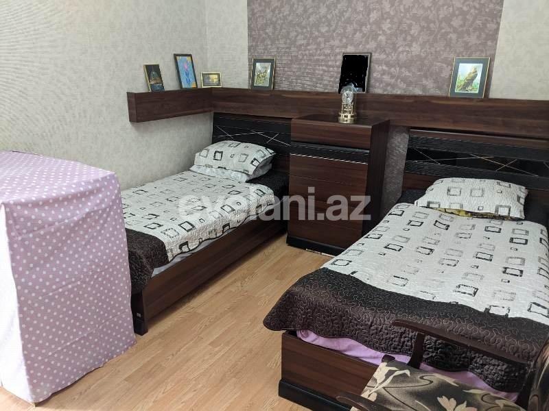 Satılır, köhnə tikili, 4 otaqlı, 120 m², Nizami m.