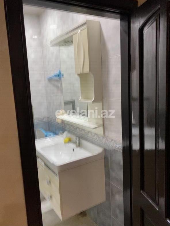 Kirayə verilir, yeni tikili, 2 otaqlı, 60 m², İnşaatçılar m.