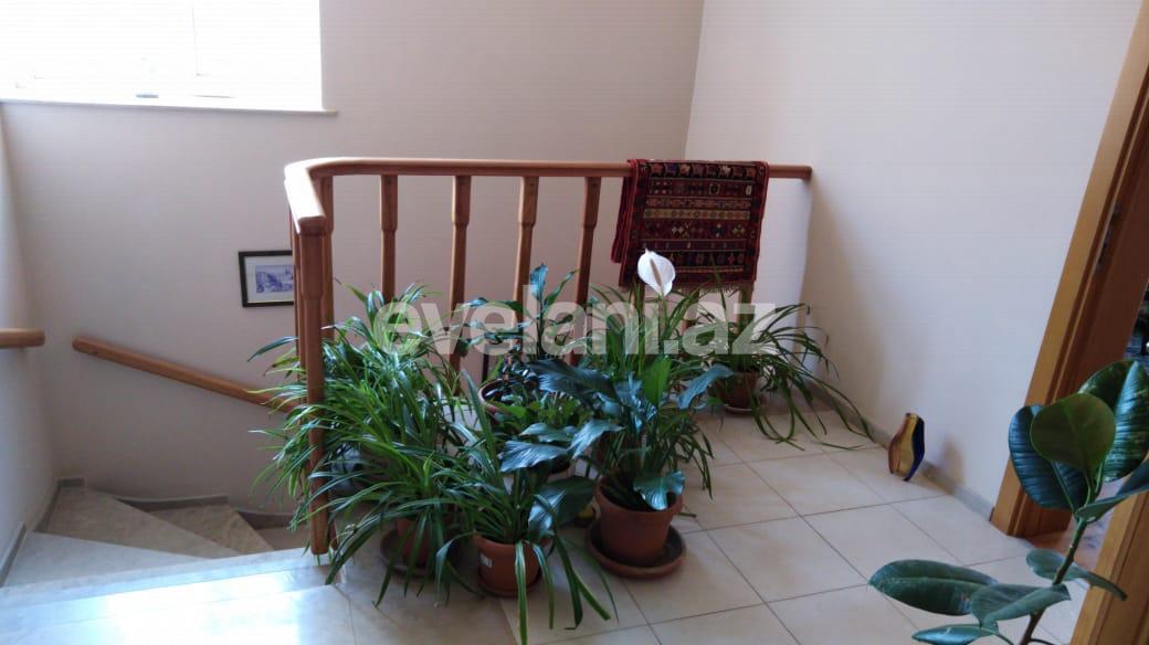 Продаётся, дом / дача, 6-комнаты, 220 m², Карачухур p.