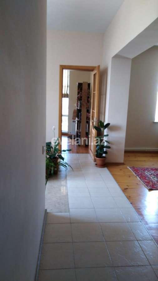 Продаётся, дом / дача, 6-комнаты, 220 m², Карачухур p.