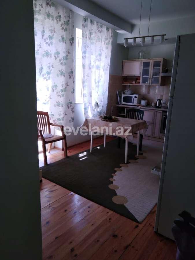 Продаётся, дом / дача, 6-комнаты, 220 m², Карачухур p.