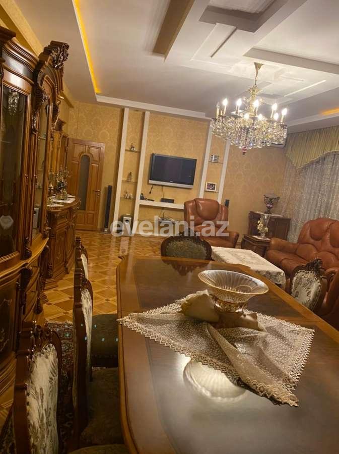 Satılır, yeni tikili, 3 otaqlı, 135 m², Azadlıq prospekti m.