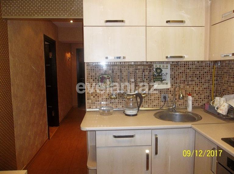 Kirayə verilir, köhnə tikili, 3 otaqlı, 95 m², Səbail r.