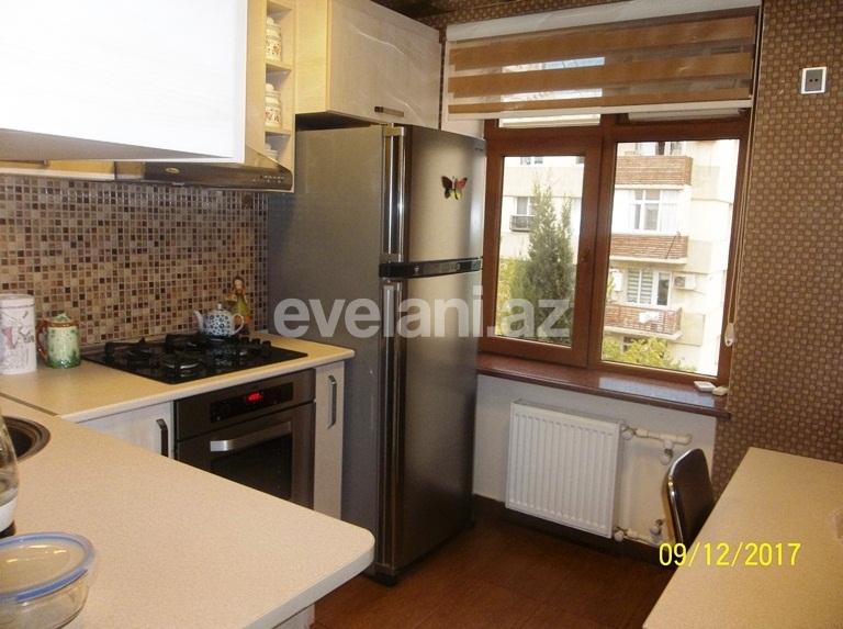 Kirayə verilir, köhnə tikili, 3 otaqlı, 95 m², Səbail r.