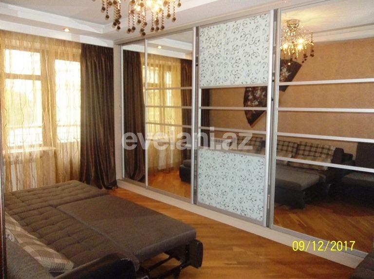 Kirayə verilir, köhnə tikili, 3 otaqlı, 95 m², Səbail r.