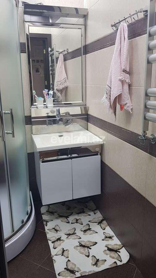 Satılır, yeni tikili, 2 otaqlı, 60 m², İnşaatçılar m.