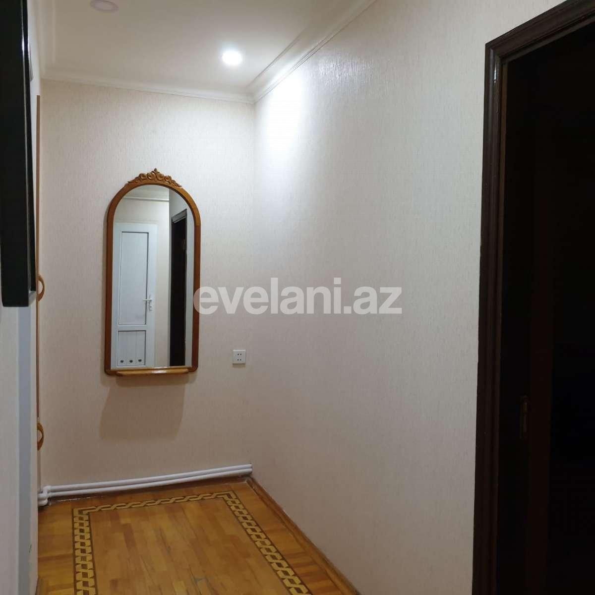 Rent, old building, 2 room, 60 m², Elmlar Akademiyası m.