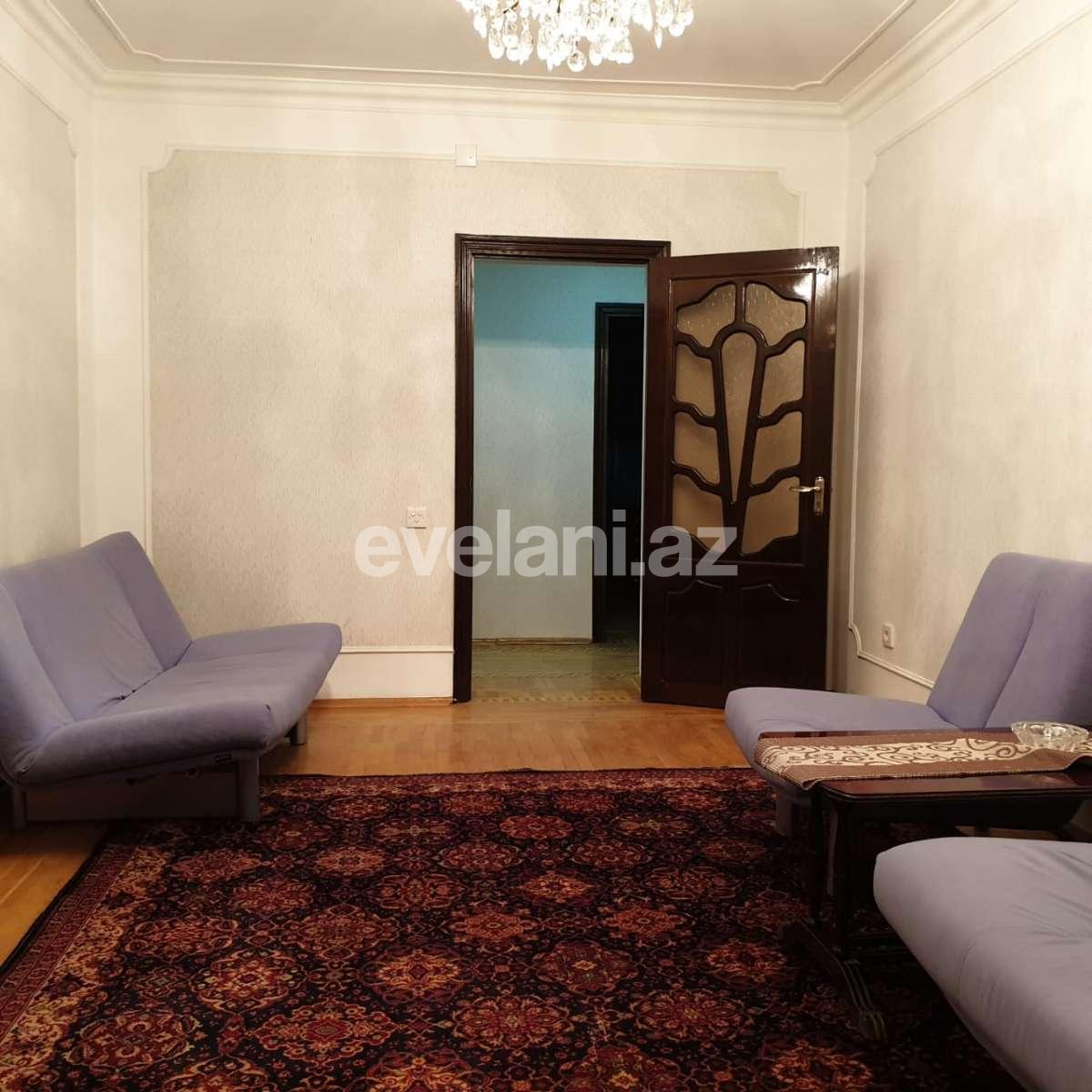 Rent, old building, 2 room, 60 m², Elmlar Akademiyası m.