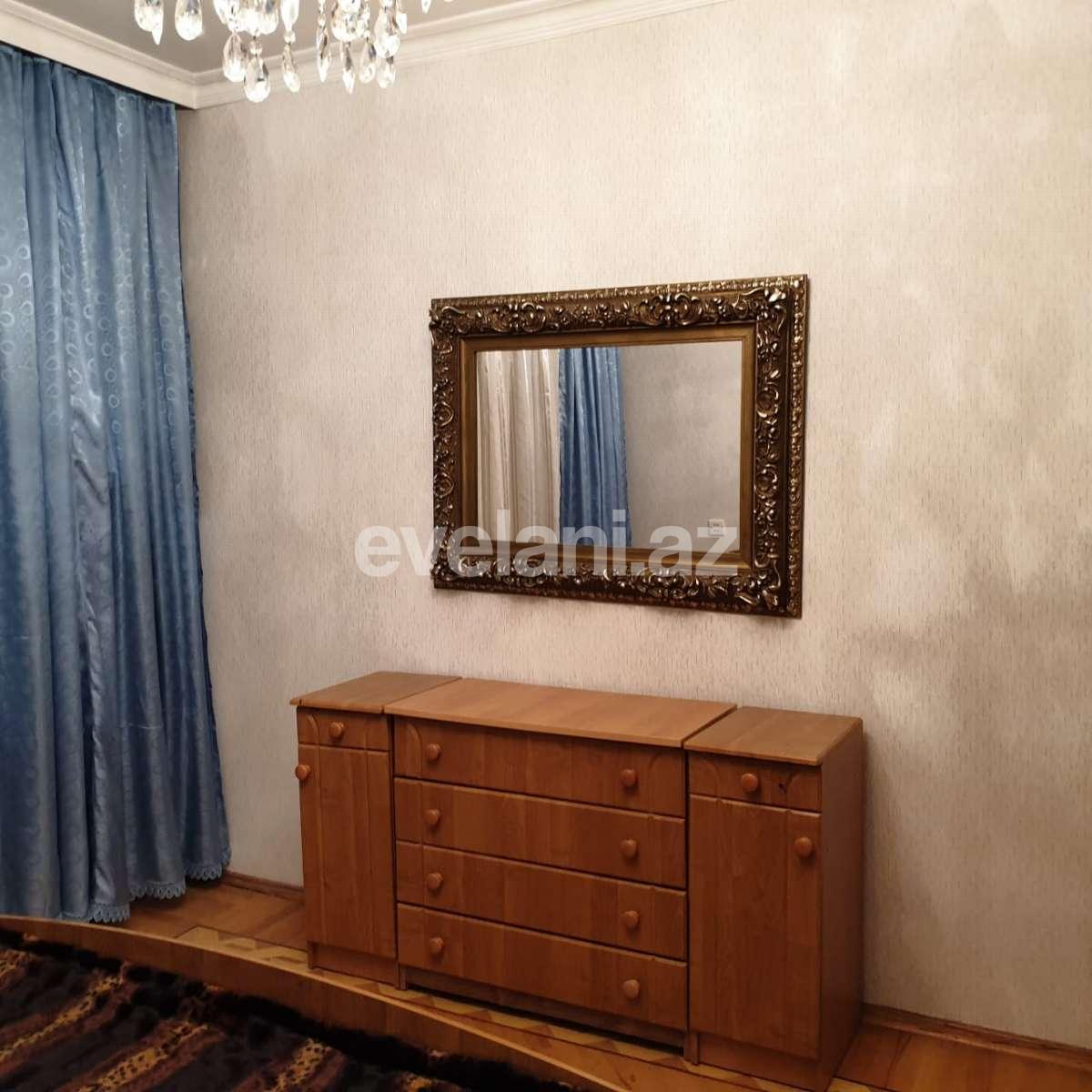 Rent, old building, 2 room, 60 m², Elmlar Akademiyası m.