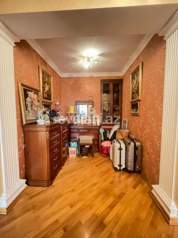 Satılır, yeni tikili, 2 otaqlı, 100 m², 28 may m.