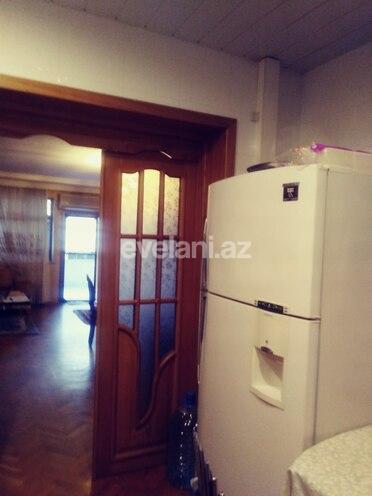 Sale, old building, 3 room, 110 m², Binagadi r.