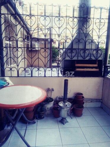 Sale, old building, 3 room, 110 m², Binagadi r.