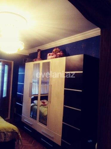 Sale, old building, 3 room, 110 m², Binagadi r.