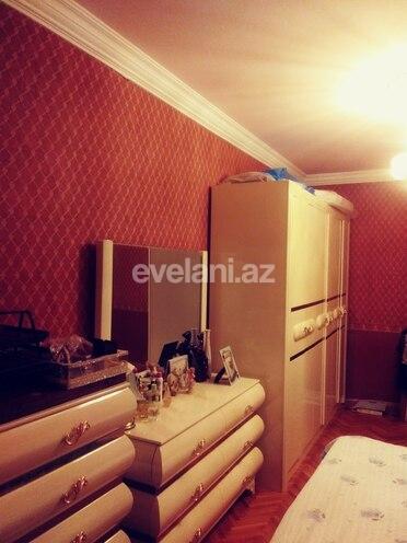 Sale, old building, 3 room, 110 m², Binagadi r.