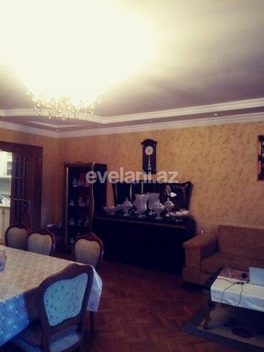 Sale, old building, 3 room, 110 m², Binagadi r.