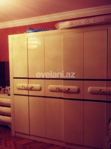 Sale, old building, 3 room, 110 m², Binagadi r.