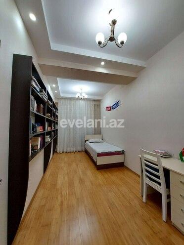 Sale, new building, 4 room, 130 m², 20 yanvar m.