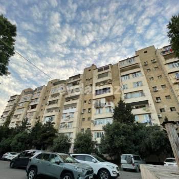 Satılır, köhnə tikili, 3 otaqlı, 72 m², Azadlıq prospekti m.