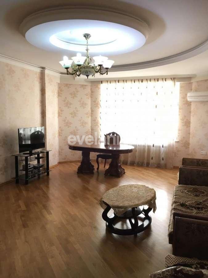 Satılır, yeni tikili, 4 otaqlı, 165 m², Şah İsmayıl Xətai m.