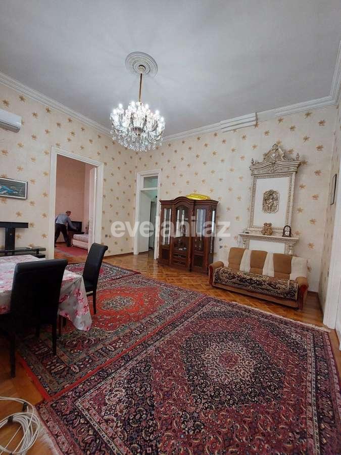 Sale, old building, 3 room, 100 m², 28 may m.