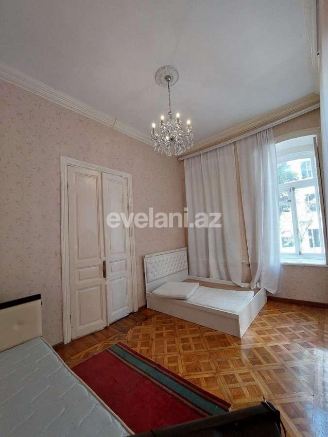 Sale, old building, 3 room, 100 m², 28 may m.