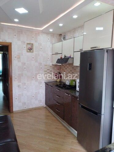 Satılır, köhnə tikili, 4 otaqlı, 100 m², Xalqlar Dostluğu m.