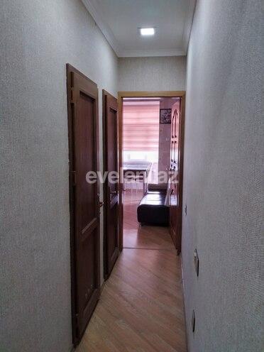 Satılır, köhnə tikili, 4 otaqlı, 100 m², Xalqlar Dostluğu m.