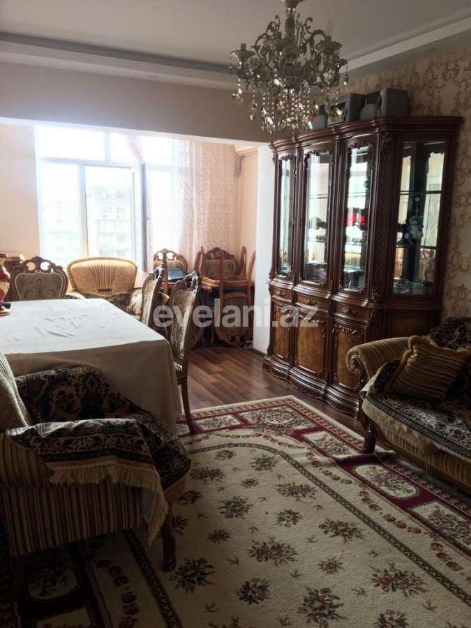 Sale, old building, 2 room, 70 m², Ganjlik m.