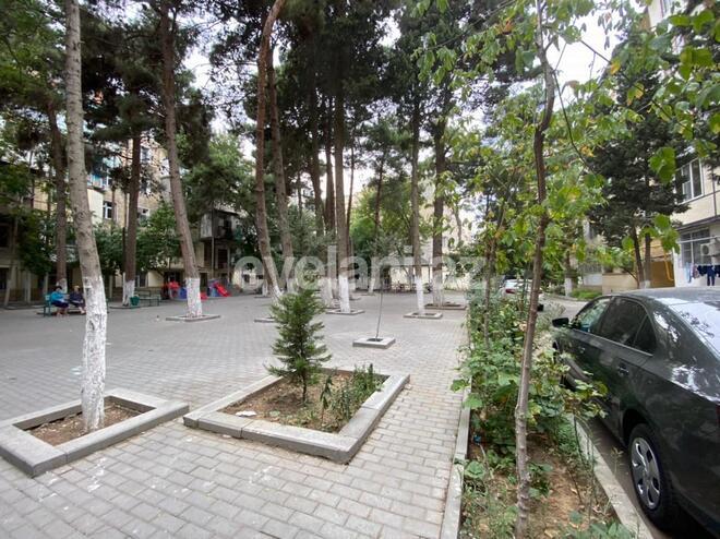 Продаётся, новостройка, 4-комнаты, 105 m², Элмляр Академиясы m.